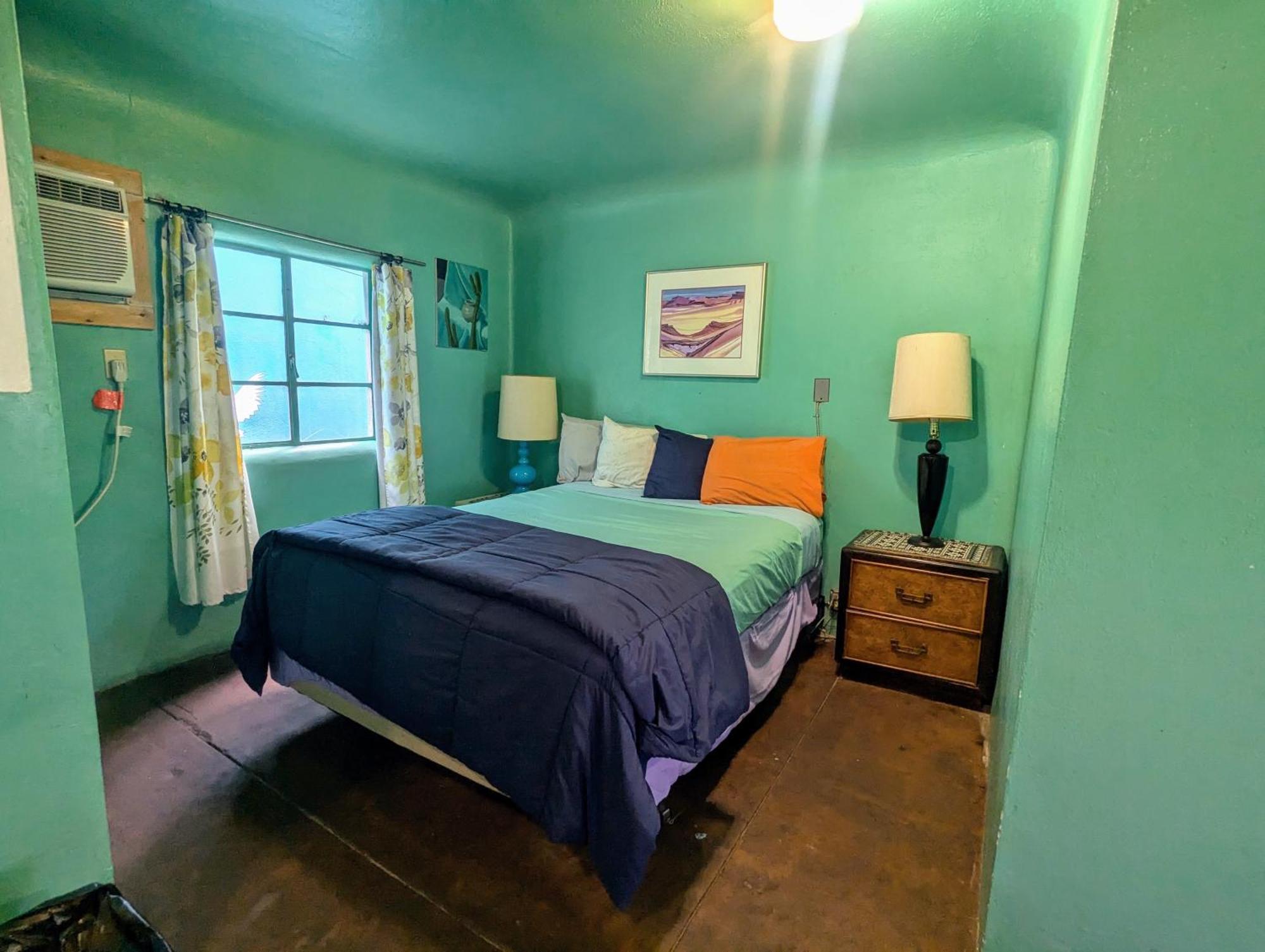 Pelican Spa Truth or Consequences Room photo